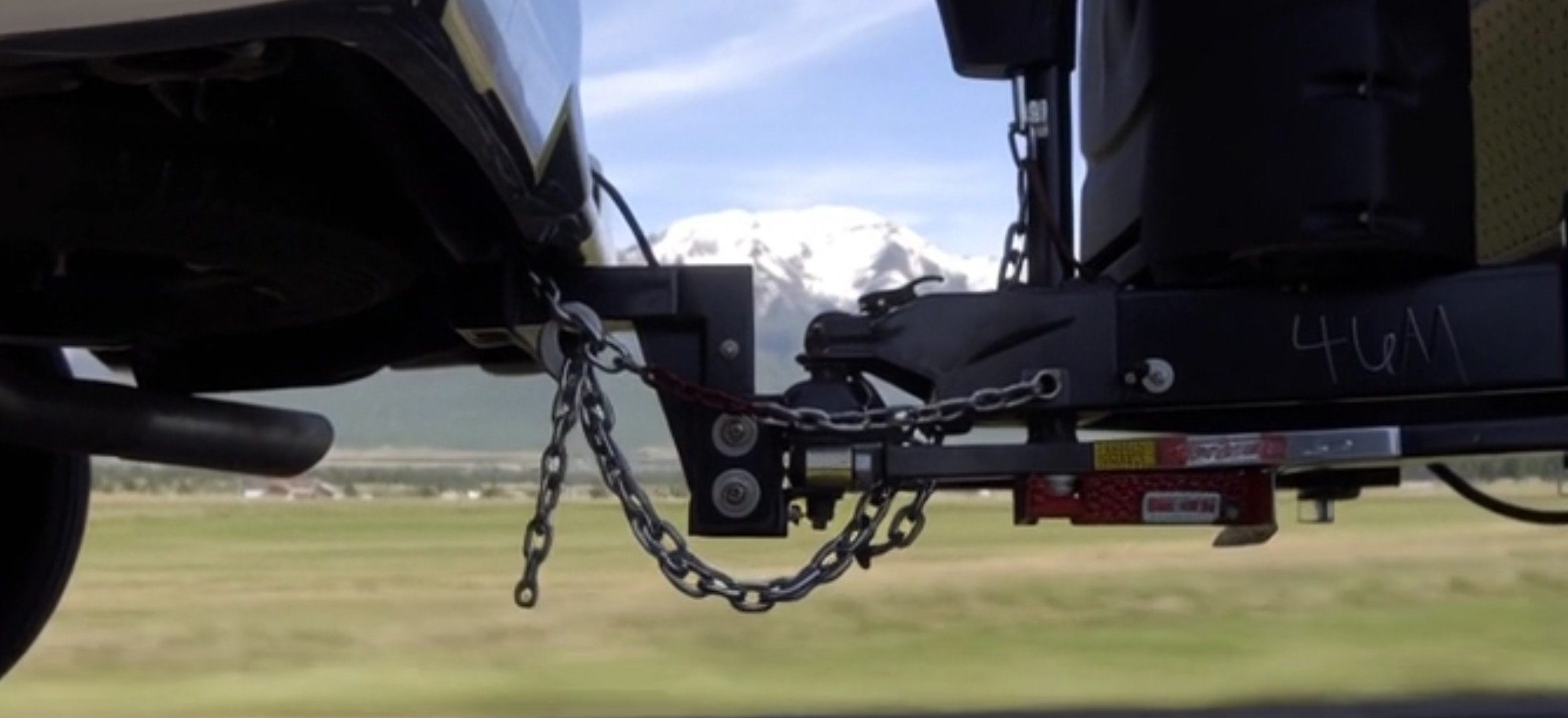 What’s the Best Stabilizer Hitch For Your Trailer
